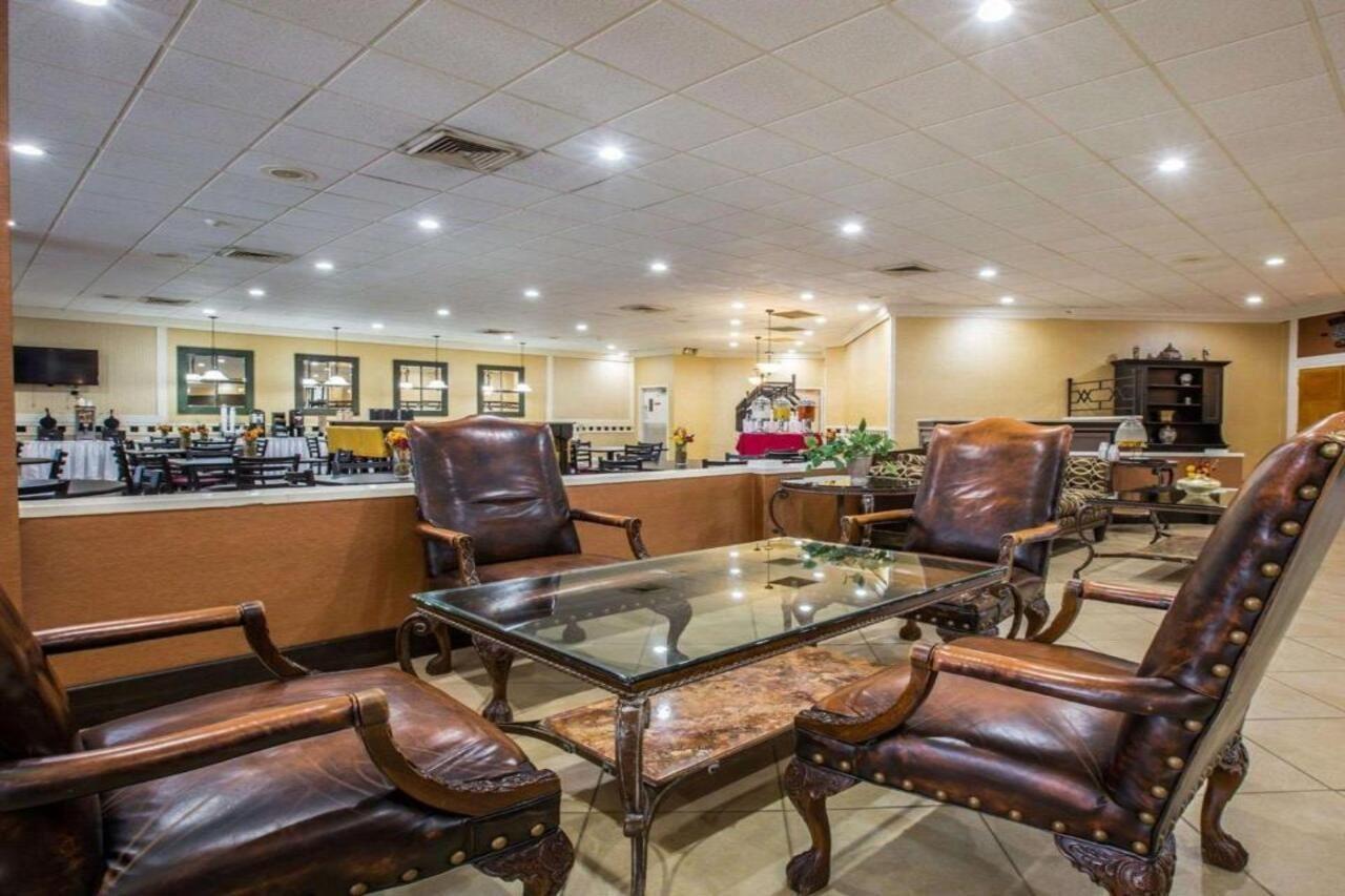 Clarion Inn Asheville Airport Fletcher Extérieur photo
