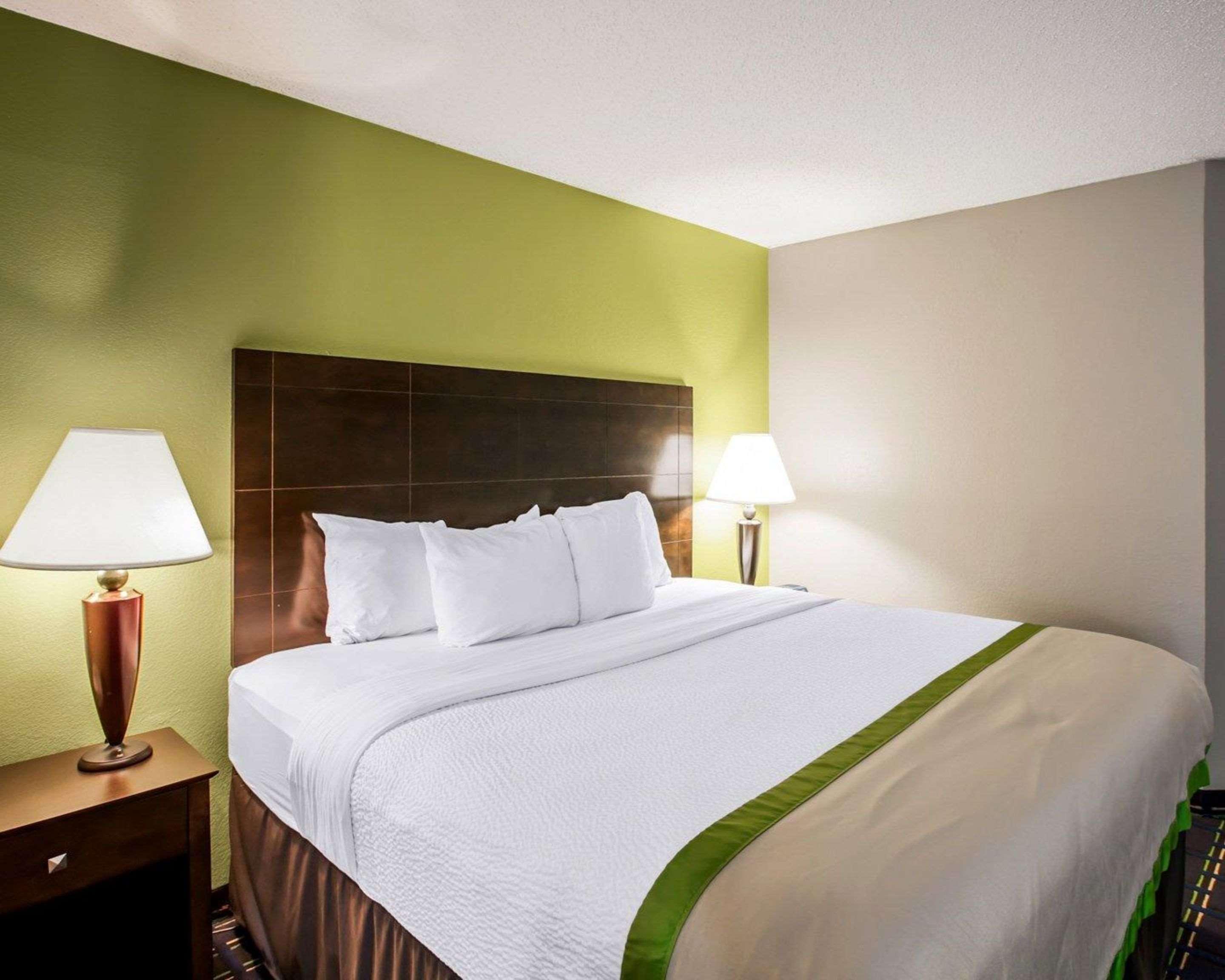 Clarion Inn Asheville Airport Fletcher Extérieur photo