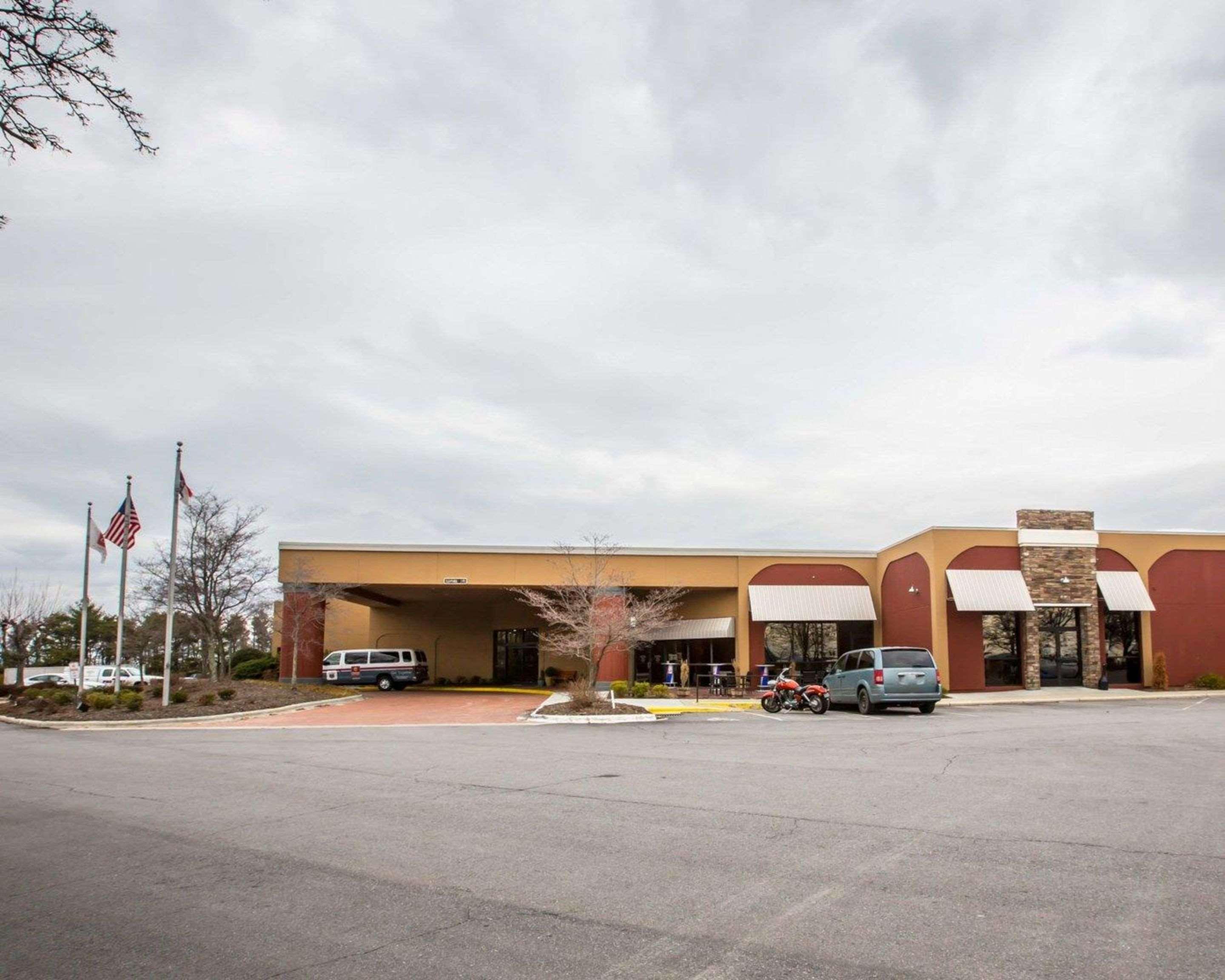 Clarion Inn Asheville Airport Fletcher Extérieur photo