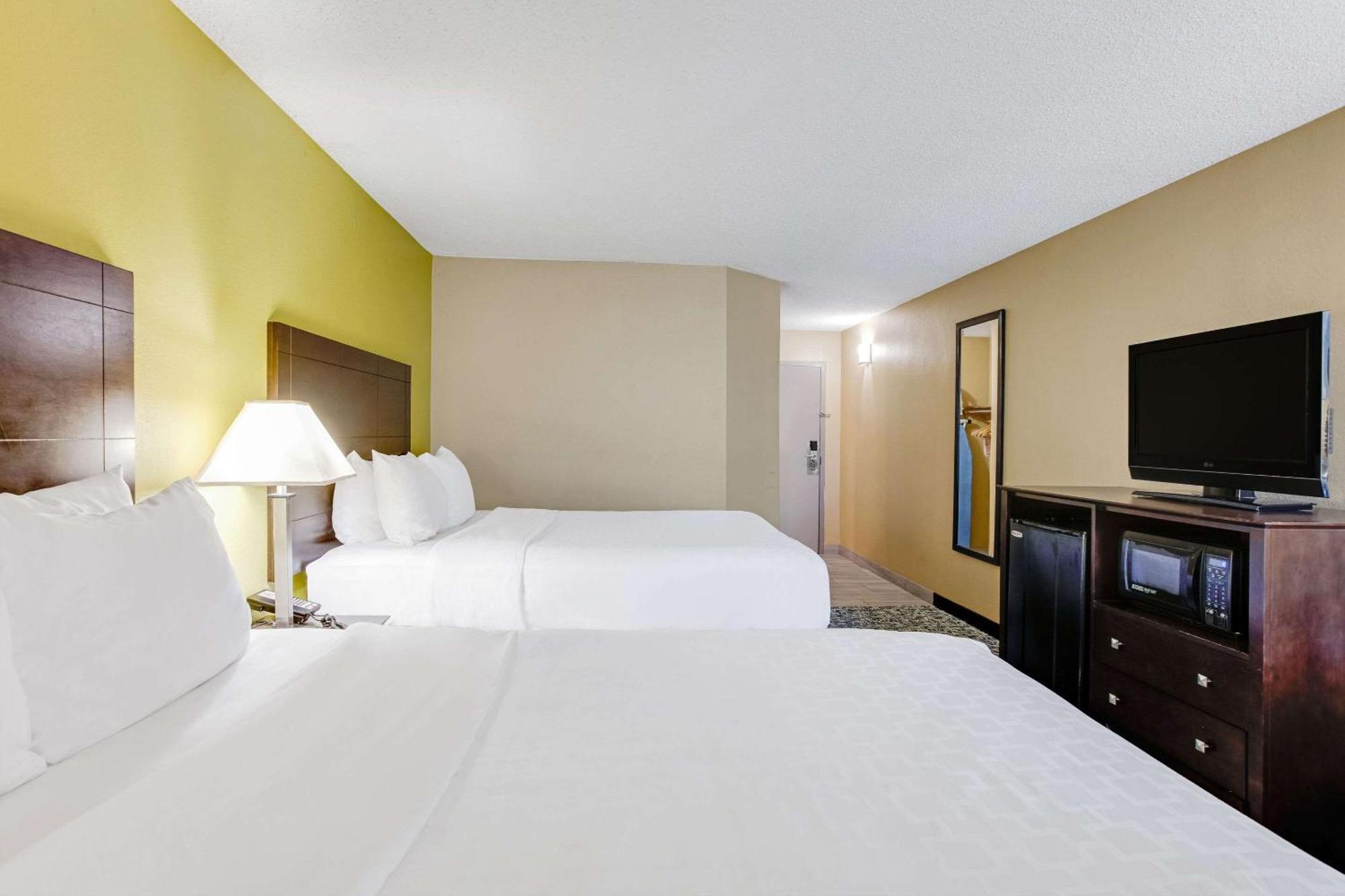 Clarion Inn Asheville Airport Fletcher Extérieur photo